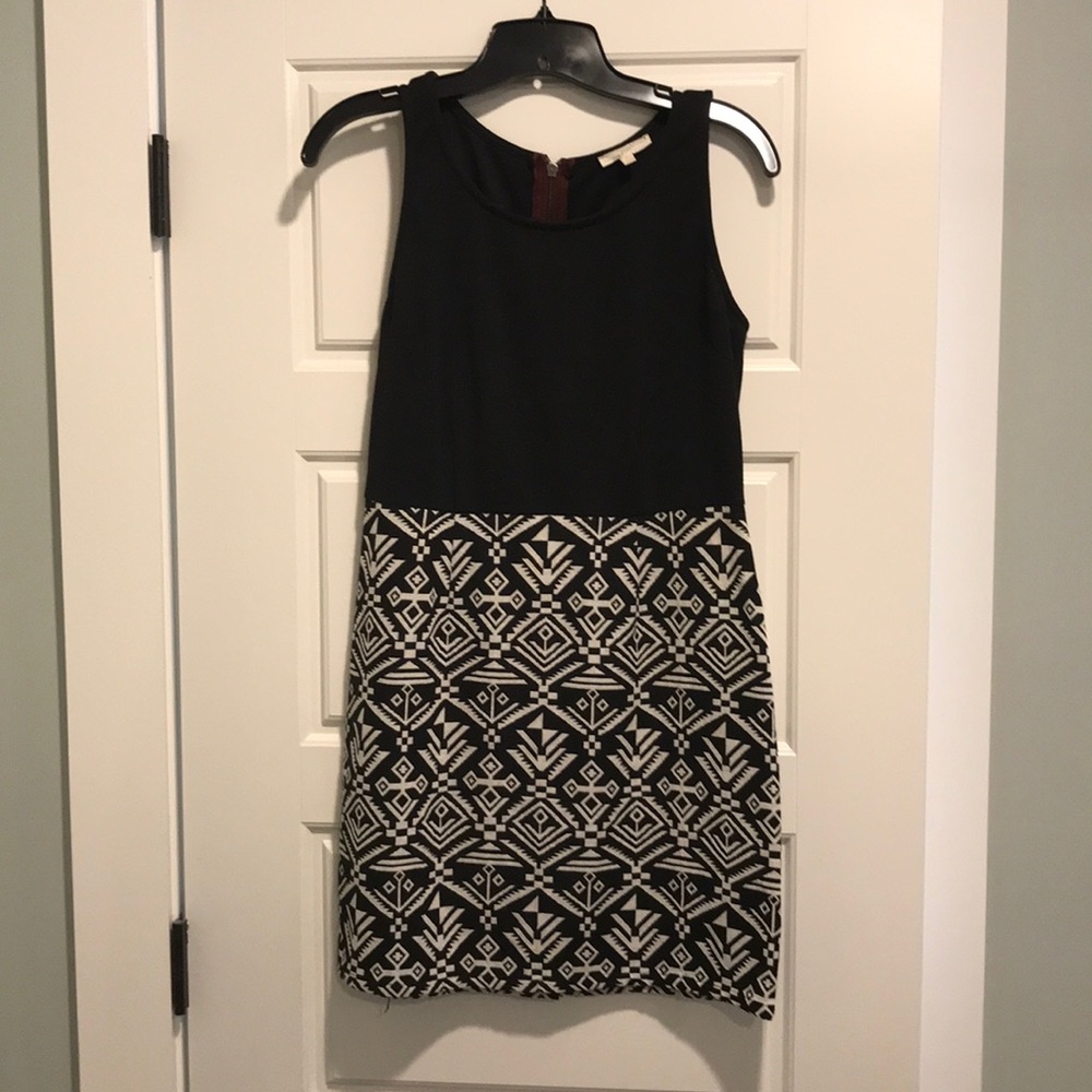 Super cute dress!